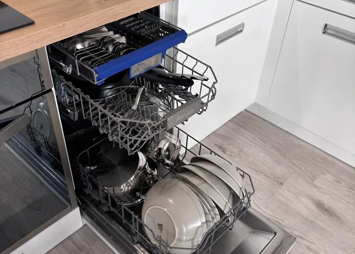 Apartment Oliwkowy Hennela Warsaw